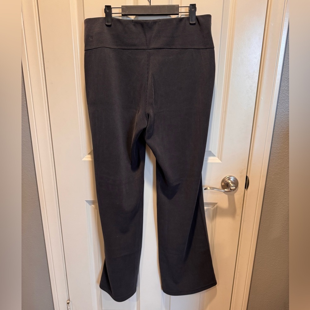 Lululemon Ribbed softstreme flare pant - Picture 2 of 7